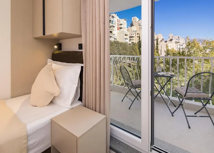 Leonela Apartment